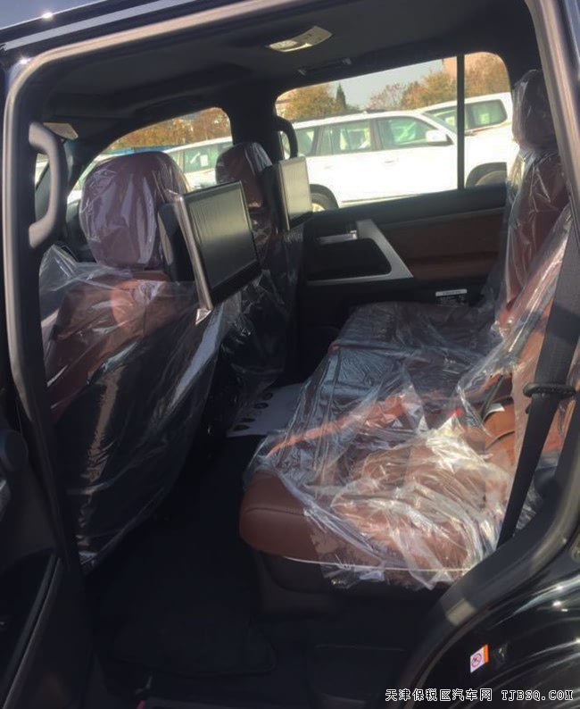 2017款丰田酷路泽5700中东版 雷测/20轮/后娱现车123万