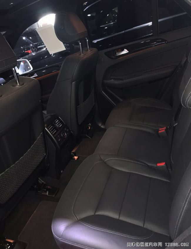 2018款奔驰GLE400加规版 灯包/豪华包/运动包现车83.5万