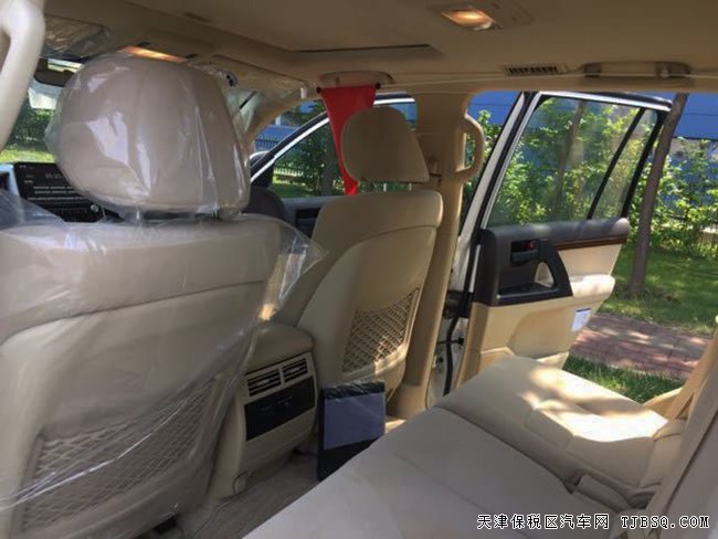 2017款丰田酷路泽4600中东版 7座/8气囊/天窗现车89.5万