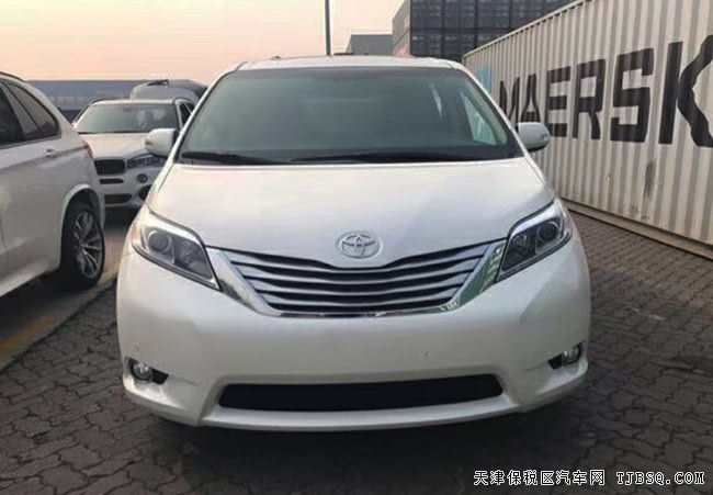 平行进口车17款丰田塞纳四驱顶配版 天津港现车58.5万起