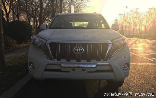 2017款丰田普拉多4000中东版 航踏/天窗/后挂现车57.5万