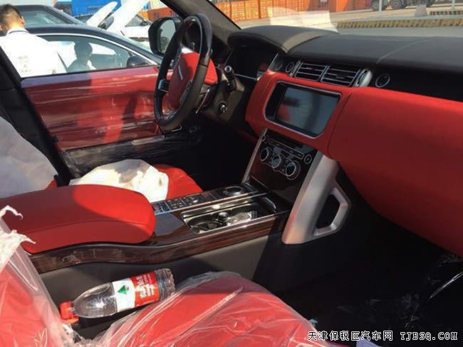 2017款路虎揽胜3.0T柴油创世加长版 平行进口现车158万