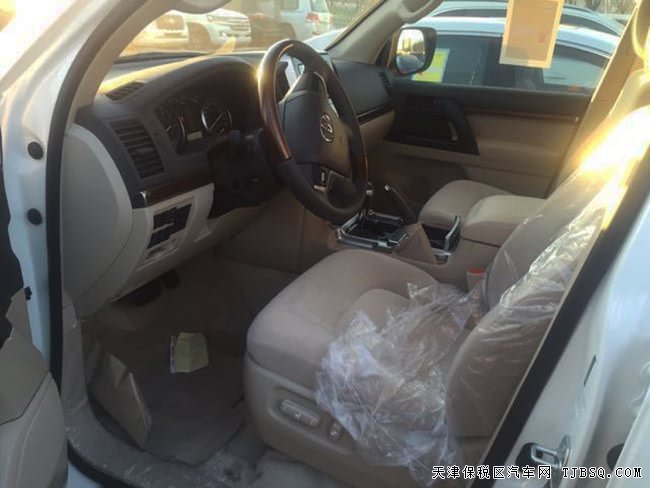 18款丰田酷路泽4000中东版 天窗/18轮/大灯清洗现车69万