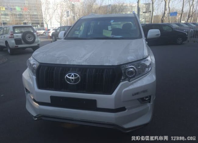 18款丰田霸道2700中东版 大包围/天窗现车46.3万享折扣