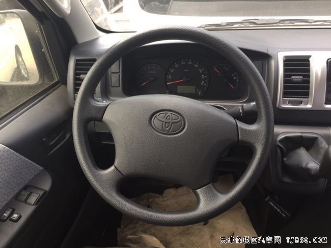 平行进口车17款丰田海狮2.7L中东版 十五座现车37万乐享