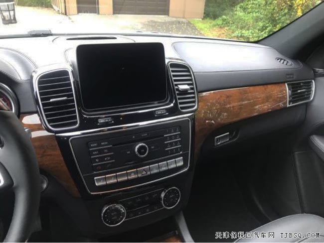 2018款奔驰GLS450AMG加版 经典7座SUV现车优惠酬宾
