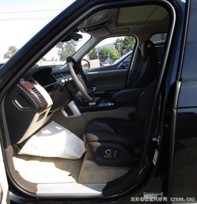 17款路虎揽胜3.0T行政版 柴油欧规版现车即刻拥有