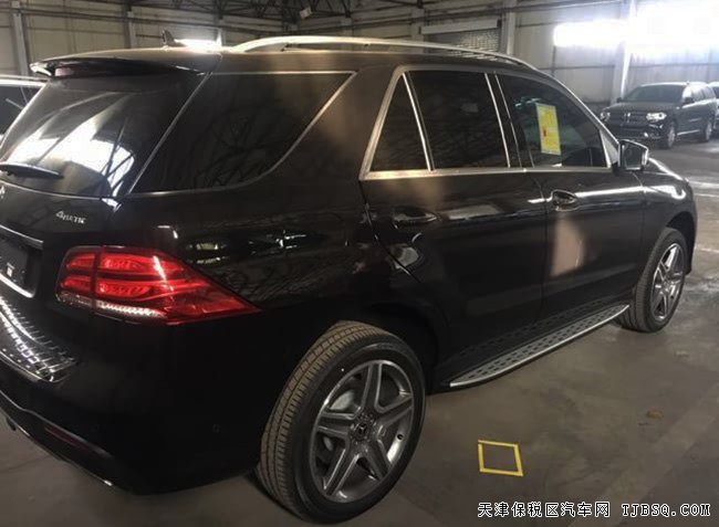 2018款奔驰GLE400加规版 灯包/运动包/高级包现车88万购