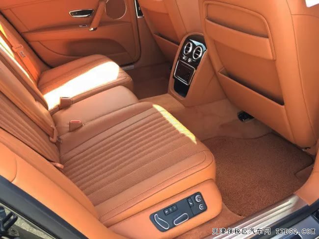 2017款宾利飞驰4.0T欧规版 V8S现车热卖尊享奢华