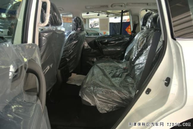 平行进口车日产途乐Y62中东版 18款现车津城巨献