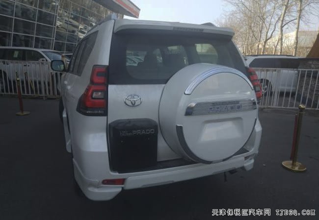 18款丰田普拉多2700中东版 大包围/天窗/后挂现车46.2万
