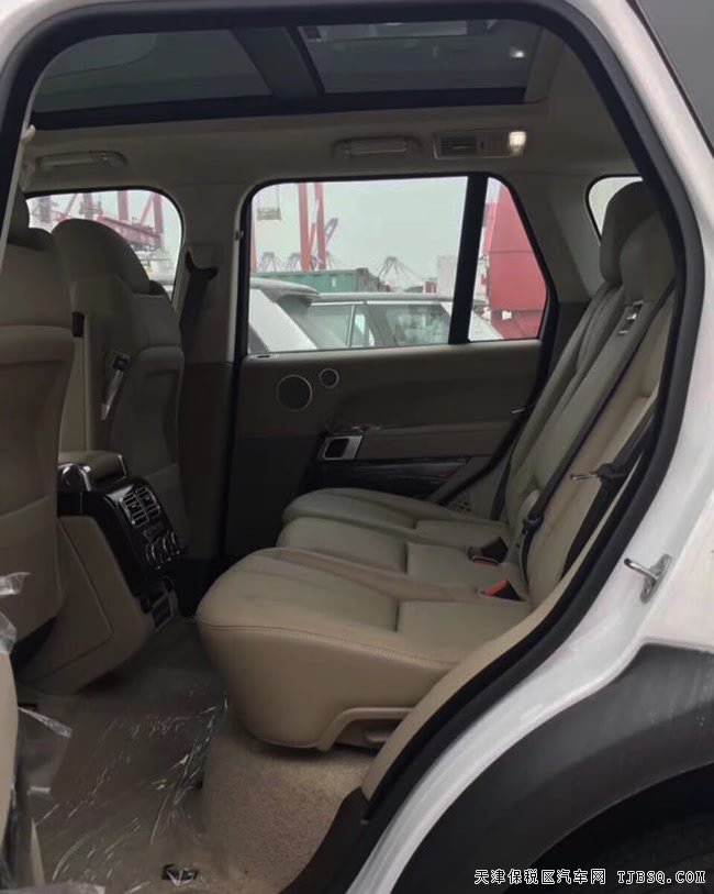 2017款路虎揽胜3.0T中东版汽油 全景/2代地形现车113万