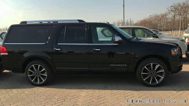 17款林肯领航员3.5T墨西哥版 22轮/天窗/后娱现车74.5万