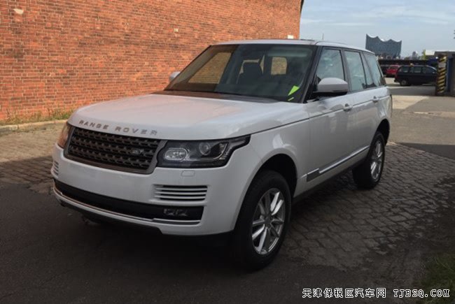 2017款路虎揽胜3.0T行政柴油版 20轮/全景天窗现车109万