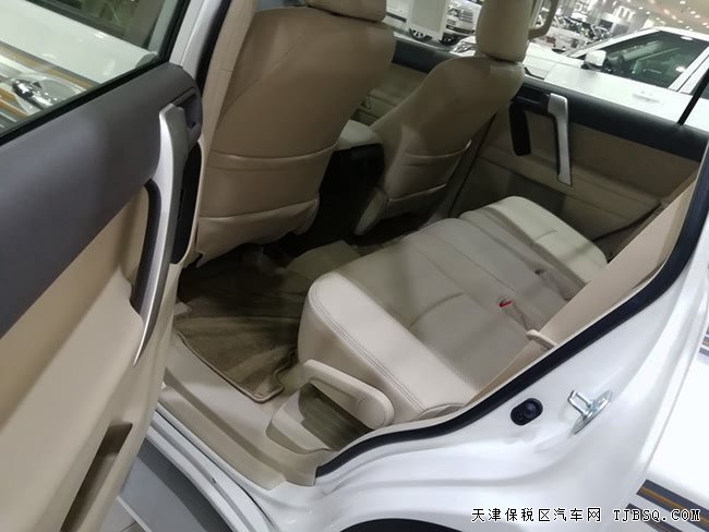 2018款丰田普拉多2700中东版 7座越野现车盛惠来袭