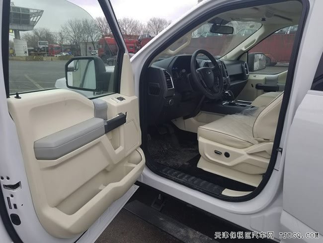 平行进口车17款福特勇猛者7座SUV 天津港现车热卖