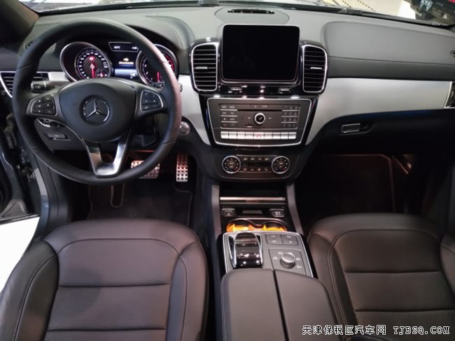 2017款奔驰GLE43AMG加规版 Coupe型高配版现车100万钜惠