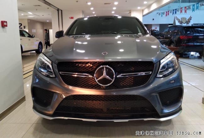 2017款奔驰GLE43AMG加规版 Coupe型高配版现车100万钜惠