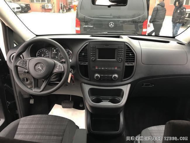 17款奔驰Metris加规版 经典麦特斯MPV现车52万优惠巨献