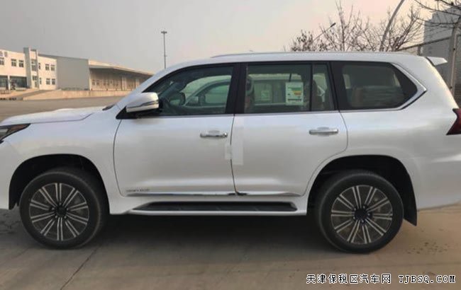 2018款雷克萨斯LX570中东版顶配 平行进口车158万享折扣
