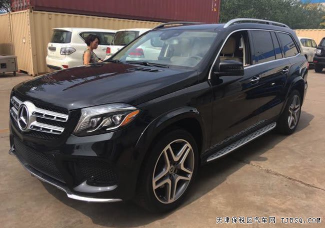 2018款奔驰GLS450加规版 经典七座SUV现车绚丽来袭