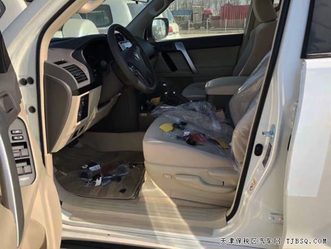 2018款丰田霸道4000中东版 17轮/外挂/天窗现车61万尽享