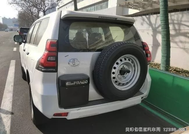 2018款丰田普拉多2700中东版 经典越野魅力呈现