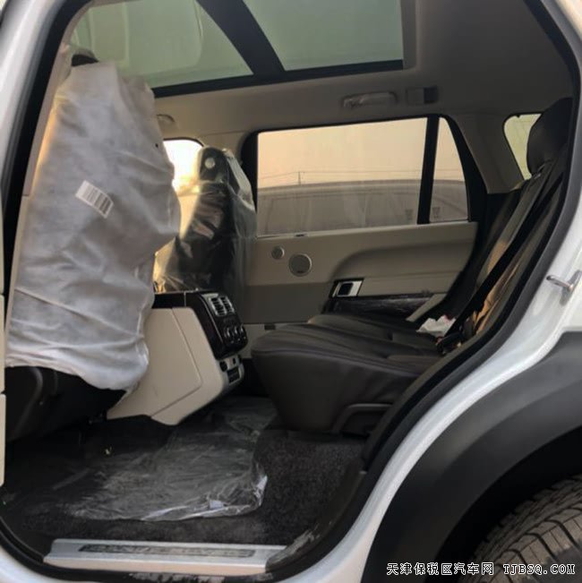 17款路虎揽胜3.0T柴油Vogue加长版 撞顶/全景现车130万