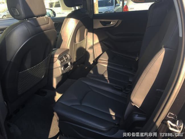 2017款奥迪Q7加规版领先型 全景/七座/驾辅包现车72.5万