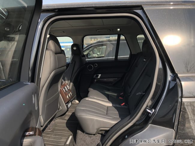 17款路虎揽胜3.0T美规版 雷达测距/HSE/视觉包现车135万