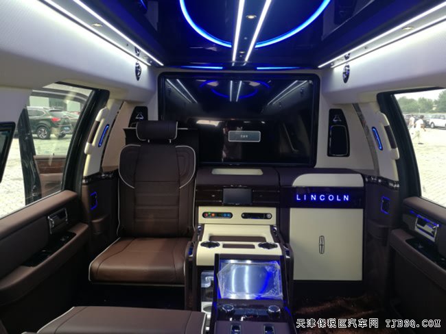 2017款林肯领袖一号美规版 全尺寸奢华SUV惠满津城