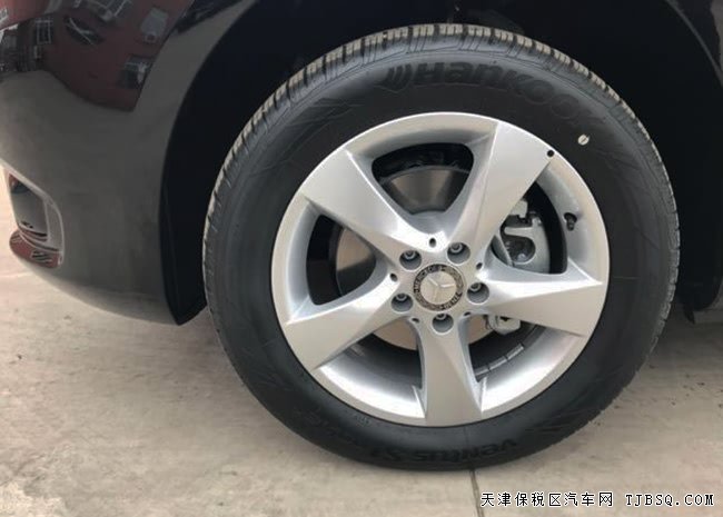 平行进口车18款奔驰Metris加规版 经典MPV现车50万优购