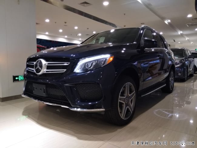 2018款奔驰GLE400加规版 豪华包/灯包/雷达测距现车89万