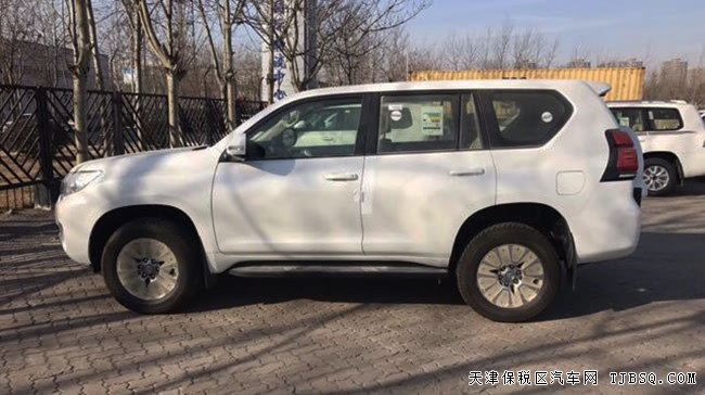 18款丰田霸道4000中东版 后挂备胎/天窗/18轮现车59.8万