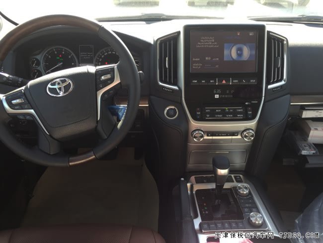 2018款丰田兰德酷路泽5700中东版 VXS顶配版现车123万购