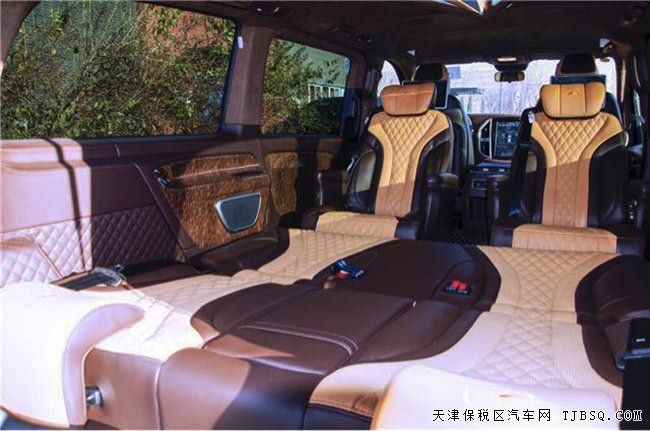 平行进口车17款奔驰麦特斯七座MPV 改装升级版现车65万