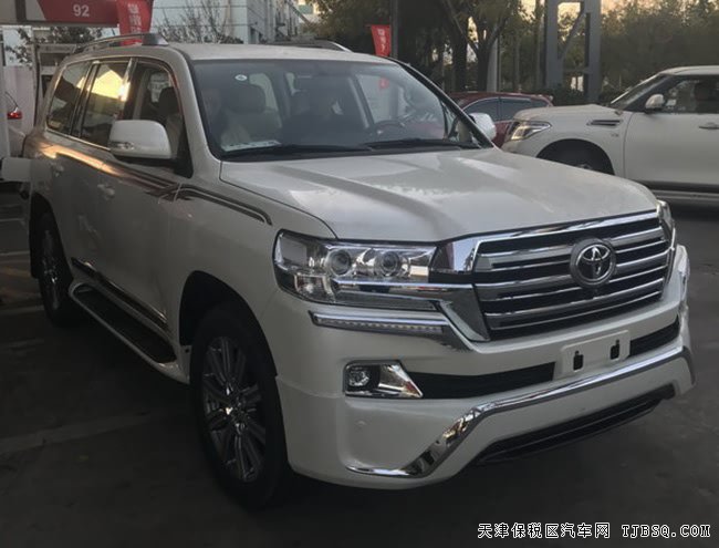 2018款丰田兰德酷路泽中东版 4.0L现车津城乐享