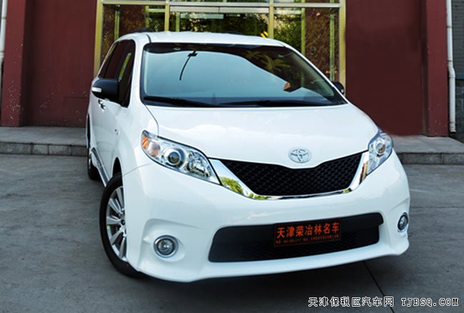 2017款丰田塞纳3.5L四驱版商务MPV 18轮/电动门现车56万