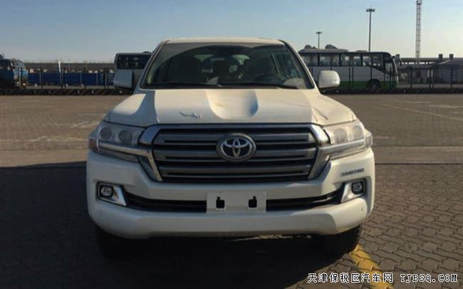 2018款丰田酷路泽4000中东版 底挂/18轮/七座现车64.8万