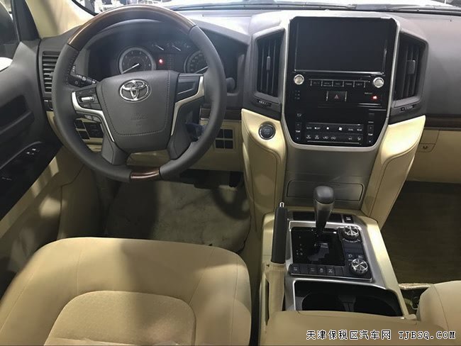 2017款丰田酷路泽4600中东版 越野利器优惠让利