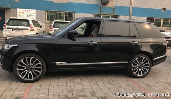 2017款路虎揽胜5.0T创世加长版 天津港现车特惠