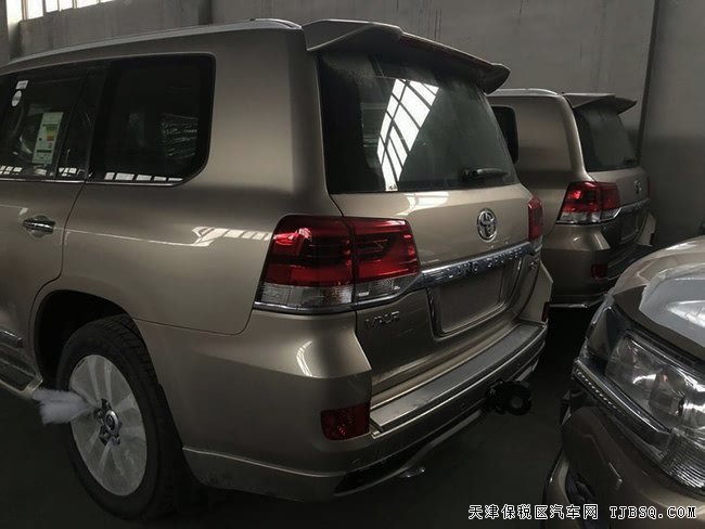 2018款丰田酷路泽5.7L V8中东版 现车震撼让利