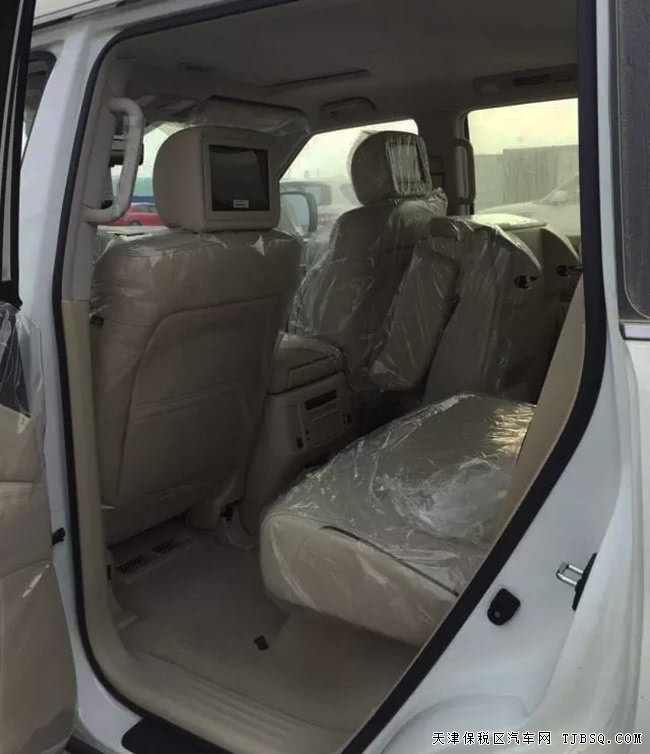 2018款日产尼桑途乐Y62中东版 7座SUV现车尽享折扣