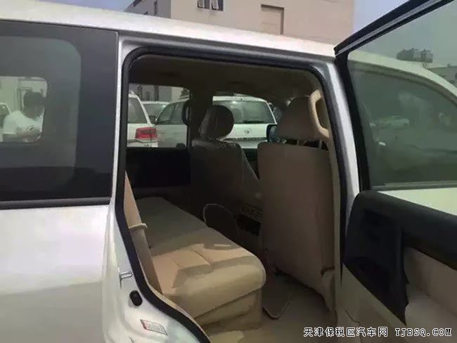 2018款丰田酷路泽4500中东版 柴油版现车优惠起航