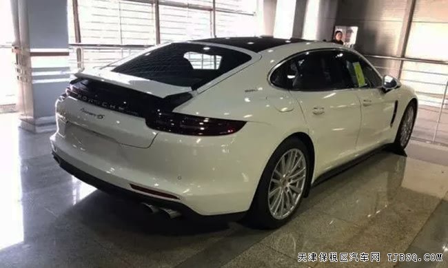 平行进口车保时捷Panamera加规版 18款现车优惠呈现