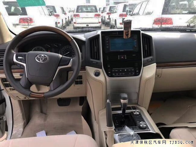 2018款丰田兰德酷路泽4000中东版 8座/17轮现车63.5万