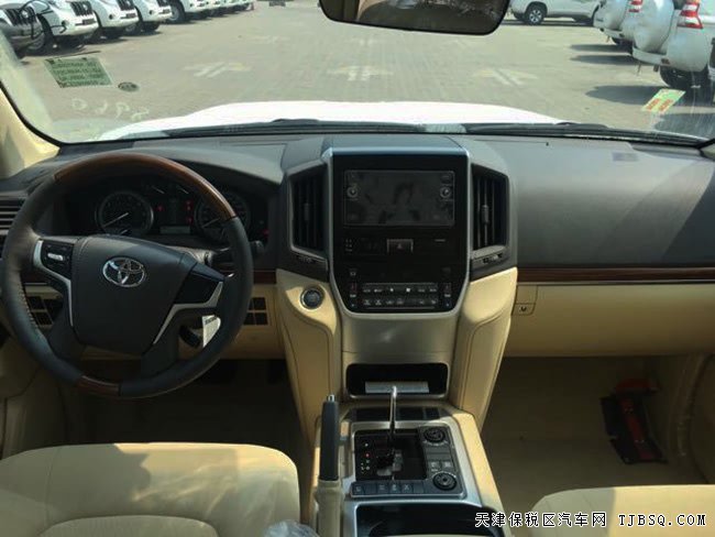 17款丰田酷路泽4600中东版 大包围/8气囊/18轮现车92万