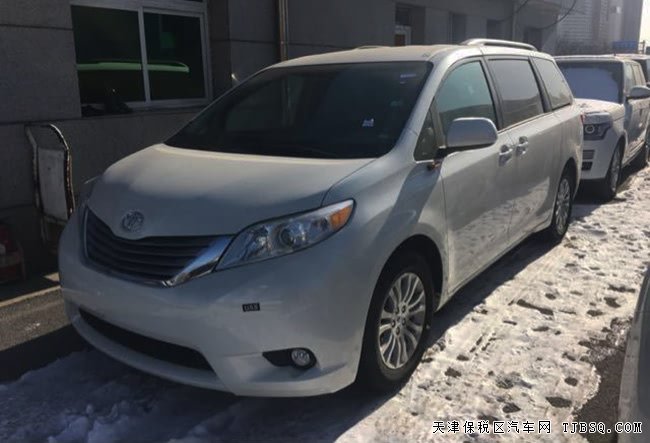 2017款丰田塞纳3.5L两驱版 八座/17轮/电动门现车42.5万