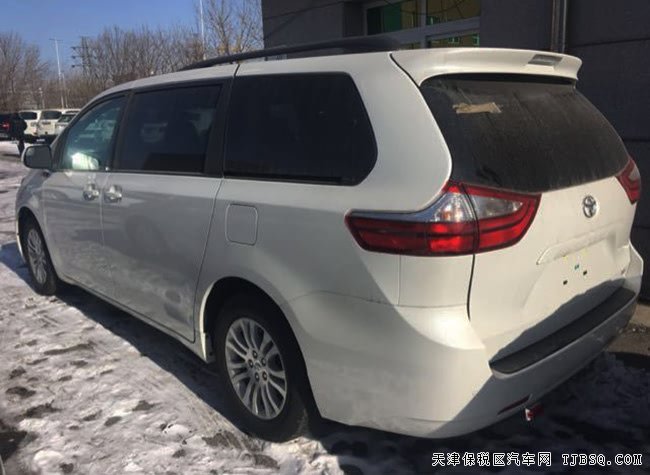 2017款丰田塞纳3.5L两驱版 八座/17轮/电动门现车42.5万