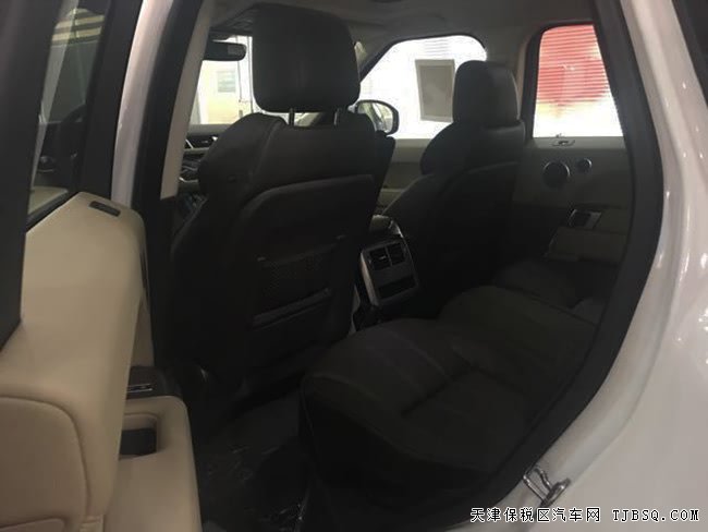 2017款路虎揽胜运动汽油版 20轮/全景/前后加热现车85万